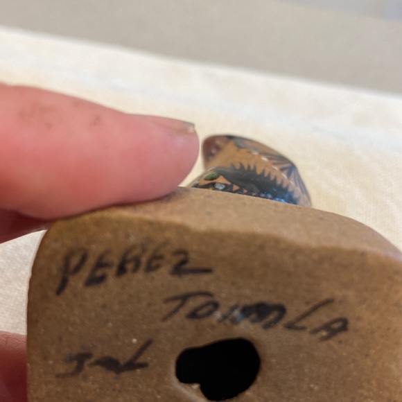 Vintage Tonala Mexican Pottery Owl on Branch signed Perez - Picture 9 of 16